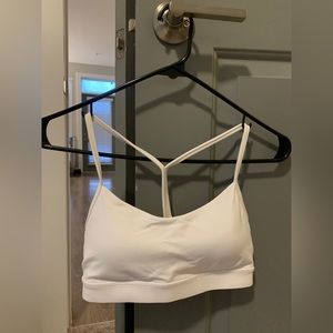 Flow Y Adjustable Bra Light Support, A–C Cups+Free shirt